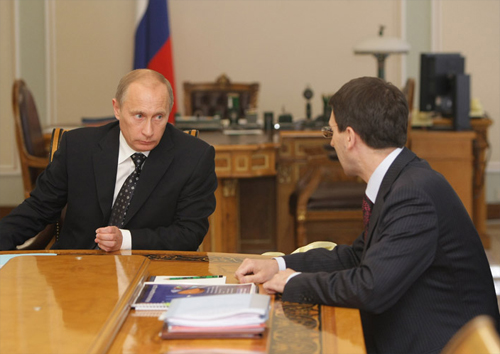 Путин заявил, что Минкомсвязи предстоит разработать новую программу «Электронное правительство» на 2011-2015 гг.